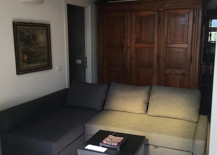 Casa Riva 25 Vista Garden كومو
